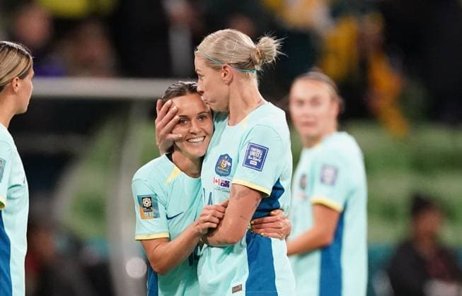 Mandatory Credit: Photo by Shutterstock (14029229a) Hayley Raso of Australia is kissed by Alanna Kennedy of Australia after scoring the first goal Canada Women v Australia Women, FIFA Women s World Cup, Group B, International Football, Melbourne Rectangular Stadium, Perth, Australia - 31 July 2023 Canada Women v Australia Women, FIFA Women s World Cup, Group B, International Football, Melbourne Rectangular Stadium, Perth, Australia - 31 July 2023 Copyright: xShutterstockx 14029229a