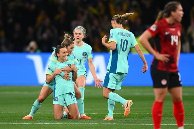 Mandatory Credit: Photo by Morgan Hancock Shutterstock (14028970aw) Hayley Raso of Australia scores the first goal Canada Women v Australia Women, FIFA Women s World Cup, Group B, International Football, Melbourne Rectangular Stadium, Perth, Australia - 31 July 2023 Canada Women v Australia Women, FIFA Women s World Cup, Group B, International Football, Melbourne Rectangular Stadium, Perth, Australia - 31 July 2023 Copyright: xMorganxHancock Shutterstockx 14028970aw