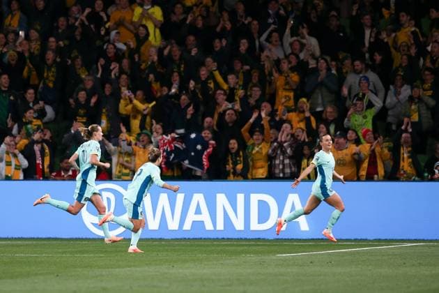 MELBOURNE, AUSTRALIA - JULY 31: Australia celebrate the goal of Hayley Raso during the Women s World Cup football match between Canada and Australia at AAMI Park on July 31, 2023 in Melbourne, Australia. (Photo by Dave Hewison Speed Media Icon Sportswire) SOCCER: JUL 31 Women s World Cup - Canada v Australia EDITORIAL USE ONLY Icon2307310571