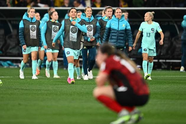 WWC23 CANADA AUSTRALIA, Sam Kerr of Australia celebrates with her team mates following their win over Canada during the FIFA Women s World Cup 2023 soccer match between Canada and Australia at Melbourne Rectangular Stadium in Melbourne, Monday, July 31, 2023. ( NO ARCHIVING, EDITORIAL USE ONLY, NO USE IN BOOKS WITHOUT CONSENT MELBOURNE VICTORIA AUSTRALIA  Copyright: xJOELxCARRETTx 20230731001826403304