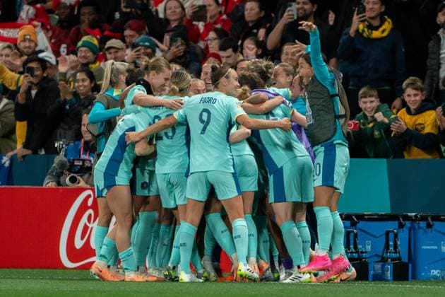 Melbourne, Australia, July 31st 2023: Players of Australia celebrate Steph Catley?s (7 Australia) goal during the 2023 FIFA Womens World Cup Group B football match between Canada and Australia at Melbourne Rectangular Stadium (AAMI Park) in Melbourne, Australia. (Noe Llamas SPP) Copyright: xNoexLlamasx xSPPx spp-en-NoLlSp-20230731-NLB02847