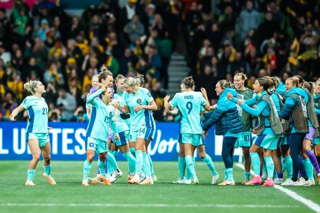 July 31, 2023, Brisbane, Queensland, Australia: MELBOURNE, AUSTRALIA - JULY 31: Australia celebrate Steph CATLEY scoring a penalty whilst playing Canada at the FIFA Women s World Cup Australia & New Zealand 2023 at Melbourne Rectangular Stadium on July 31, 2023 Brisbane Australia - ZUMAp121 20230731_zsp_p121_070 Copyright: xChrisxPutnamx