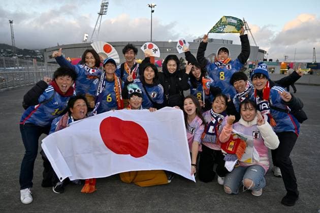 32st July 2023: Wellington, New Zealand: Japan fans arrive before the FIFA Women& x2019;s World Cup Group C - Japan versus Spain at Wellington Regional Stadium, Wellington, New Zealand on Monday 31 July 2023.  ActionPlus12537950 MasanorixUdagawa