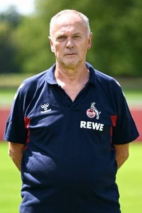 Zeugwart Kresimir Ban 1 FC Köln 1 BL, Porträttermin 2023 2024