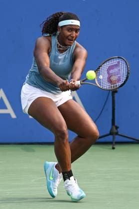 August 1, 2023, Washington, D.C, U.S: HAILEY BAPTISTE hits a backhand during her match at the Rock Creek Tennis Center. Washington U.S. - ZUMAg196 20230801_zap_g196_055 Copyright: xKylexGustafsonx