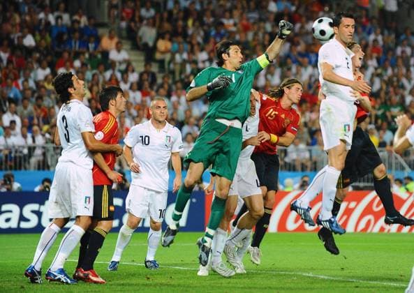 Euro 2008, Quarter Final, Spain vs Italy Italy s captain goalkeeper Gianluigi Buffon saves the ball during the UEFA European Championship, EM, Europameisterschaft 2008, Quarter Final, Spain vs Italy at Ernst-Happel Stadium in Vienna, Austria on June 22, 2008. Spain beat Italy 4-2 on penalties after a 0-0 draw in extra time. Photo by Steeve McMay Cameleon ABACAPRESS.COM Vienna Austria  Copyright: xMcMayxSteve ABACAx 156150_30 McMayxSteve ABACAx 156150_30