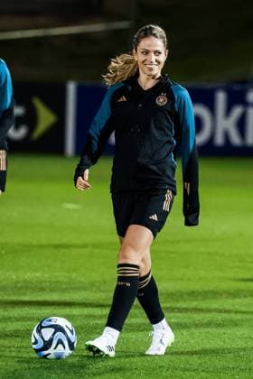 FIFA Womens World Cup 2023 final training Germany before match against South Korea 02 08 2023 Melanie Leupolz Germany, 18 laughing FIFA Womens World Cup 2023 final training Germany before match against South Korea Brisbane Meaanjin, Perry Park, 02 08 2023 Copyright: xBEAUTIFULxSPORTS Jonesx