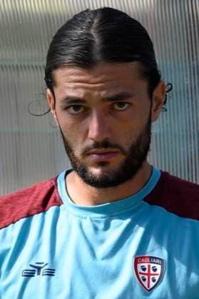Cagliari Calcio v Como 1907 - Friendly Alberto Dossena of Cagliari Calcio looks on prior to the pre-season friendly football match between Cagliari Calcio and Como 1907. Chatillon Italy Copyright: xNicolòxCampox