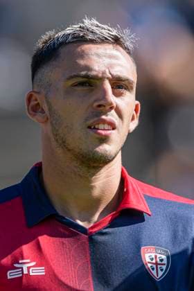Cagliari Calcio v Como 1907 - Friendly Gabriele Zappa of Cagliari Calcio looks on prior to the pre-season friendly football match between Cagliari Calcio and Como 1907. Chatillon Italy Copyright: xNicolòxCampox