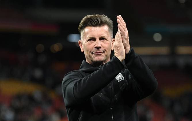 Football, Women, National team South Korea part ways with national team coach Colin Bell - Archive photos