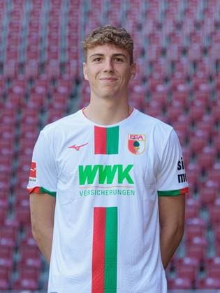 Arne Engels FC Augsburg 1 BL, portrait date 2023 2024