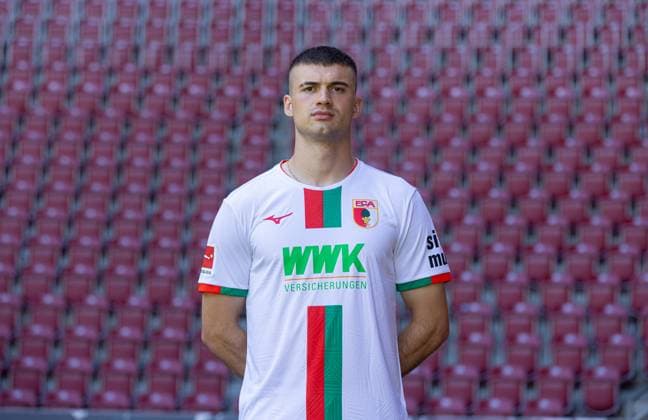 Jozo Stanic FC Augsburg 1 BL, portrait date 2023 2024