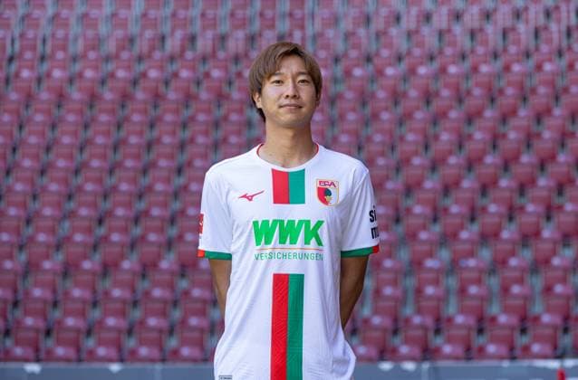 Masaya Okugawa FC Augsburg 1 BL, portrait date 2023 2024