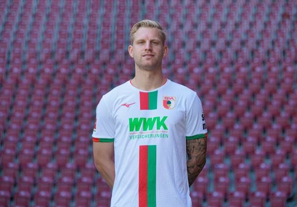 Arne Maier FC Augsburg 1 BL, portrait date 2023 2024