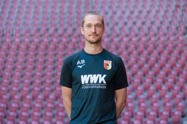 Andreas Bäumler FC Augsburg 1 BL, portrait date 2023 2024