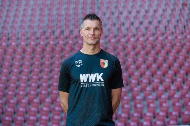 Frank Rossner FC Augsburg 1 BL, portrait date 2023 2024