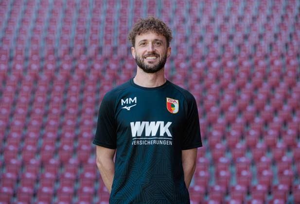 Martin Miller FC Augsburg 1 BL, portrait date 2023 2024