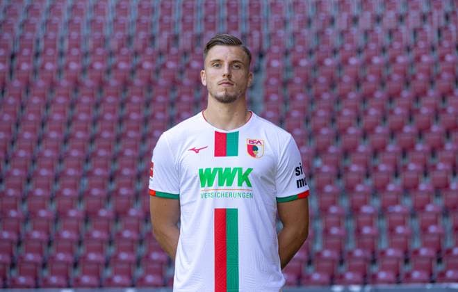 Ermedin Demirovic FC Augsburg 1 BL, portrait date 2023 2024