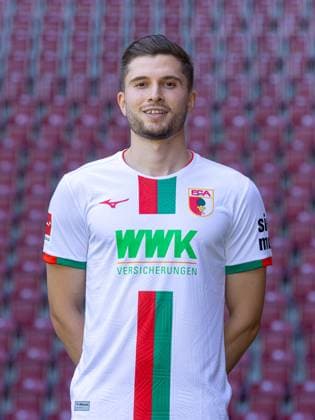 Elvis Rexhbecaj FC Augsburg 1 BL, portrait date 2023 2024
