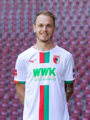Irvin Cardona FC Augsburg 1 BL, portrait date 2023 2024