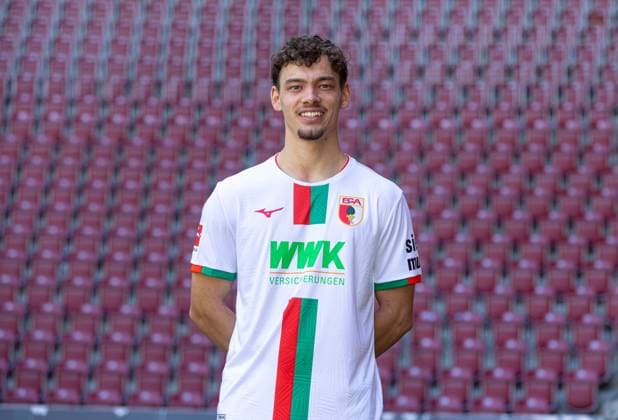 Aaron Zehnter FC Augsburg 1 BL, portrait date 2023 2024