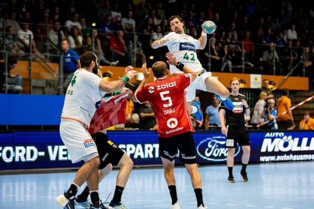 04 08 2023, GER, season 23 24, handball, 1 BL, men, Wartburg Cup, Fuechse Berlin HSG Wetzlar Zelenovic, Nemanja HSG Wetzlar Eisenach Werner Assmann Halle Thuringia Germany