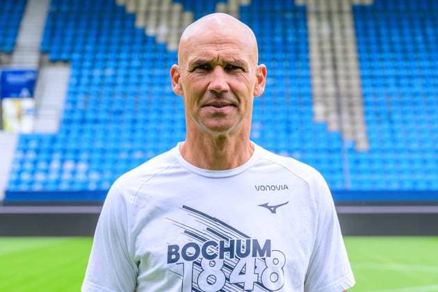 Thomas Letsch head coach VfL Bochum VfL Bochum 1 BL, portrait date 2023 2024 Bochum Vonovia Ruhrstadion North Rhine Westphalia Germany Team2