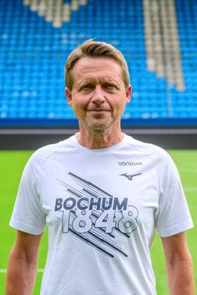 Frank Heinemann Co Coach VfL Bochum VfL Bochum 1 BL, Porträttermin 2023 2024 Bochum Vonovia Ruhrstadion North Rhine Westphalia Germany Team2