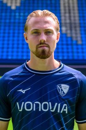 Lukas Daschner VfL Bochum 1 BL, portrait date 2023 2024 Bochum Vonovia Ruhrstadion North Rhine Westphalia Germany Team2