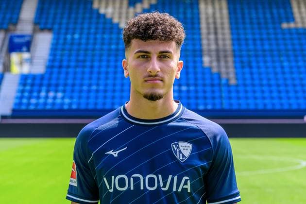 Mohammed Tolba VfL Bochum 1 BL, portrait date 2023 2024 Bochum Vonovia Ruhrstadion North Rhine Westphalia Germany Team2