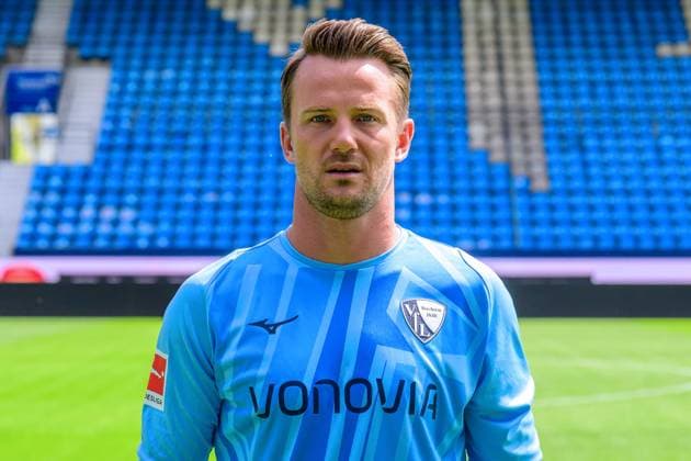 Manuel Riemann VfL Bochum 1 BL, portrait date 2023 2024 Bochum Vonovia Ruhrstadion North Rhine Westphalia Germany Team2