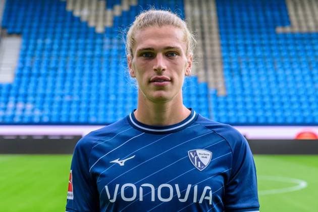 Noah Loosli VfL Bochum 1 BL, portrait date 2023 2024 Bochum Vonovia Ruhrstadion North Rhine Westphalia Germany Team2