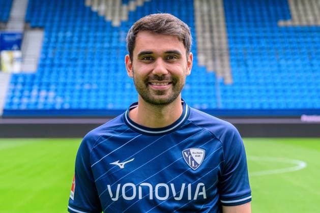 Gerrit Holtmann VfL Bochum 1 BL, portrait date 2023 2024 Bochum Vonovia Ruhrstadion North Rhine Westphalia Germany Team2