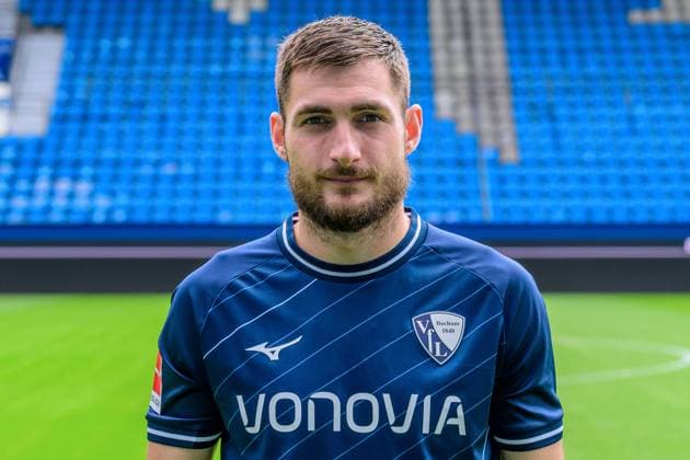 Matus Bero VfL Bochum 1 BL, portrait date 2023 2024 Bochum Vonovia Ruhrstadion North Rhine Westphalia Germany Team2