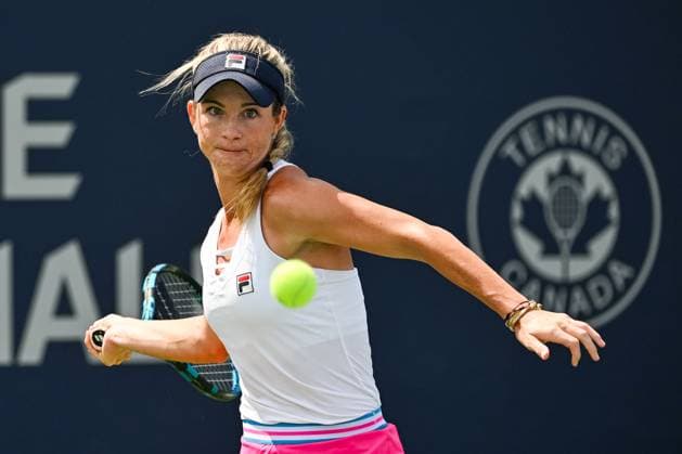 MONTREAL, QC - AUGUST 05: Elizabeth Mandlik (USA) returns the ball during the qualifying round match at WTA, Tennis Damen National Bank Open on August 05, 2023 at IGA Stadium in Montreal, QC (Photo by David Kirouac Icon Sportswire) TENNIS: AUG 05 National Bank Open EDITORIAL USE ONLY Icon230805023