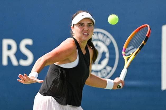 MONTREAL, QC - AUGUST 05: Kayla Day (USA) returns the ball during the qualifying round match at WTA, Tennis Damen National Bank Open on August 05, 2023 at IGA Stadium in Montreal, QC (Photo by David Kirouac Icon Sportswire) TENNIS: AUG 05 National Bank Open EDITORIAL USE ONLY Icon230805098