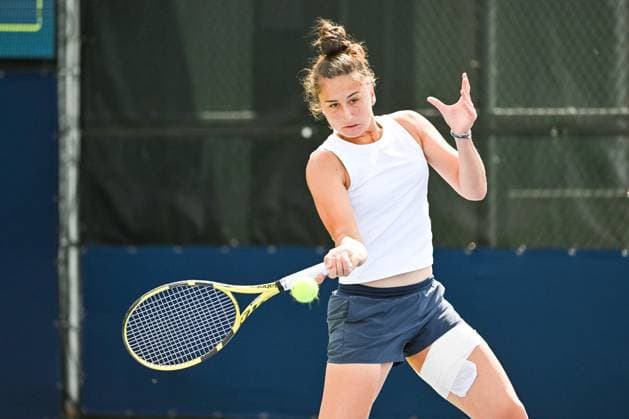 MONTREAL, QC - AUGUST 05: Emina Bektas (USA) returns the ball during the qualifying round match at WTA, Tennis Damen National Bank Open on August 05, 2023 at IGA Stadium in Montreal, QC (Photo by David Kirouac Icon Sportswire) TENNIS: AUG 05 National Bank Open EDITORIAL USE ONLY Icon230805107
