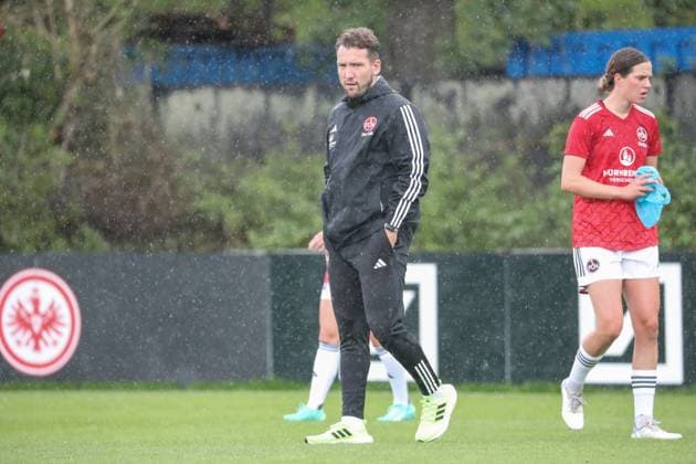 Thomas Oostendorp coach 1 FC Nuernberg , GER, Eintracht Frankfurt vs 1 FC Nuernberg, 1 Women Bundesliga, test match, season 2023 24, 06 08 2023, GER, Eintracht Frankfurt vs 1 FC Nuernberg, 1 Women Bundesliga, test match, season 2023 24, Frankfurt Copyright: xEibner-Pressefoto UlrichxScherbaumx EP_USM