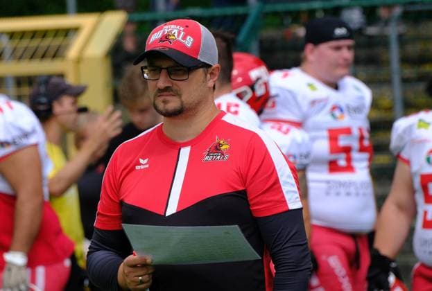 06 08 2023 xkhx Paderborn Hermann Löns Stadion American Football GFL 2023 AFC Paderborn Dolphins vs Potsdam Royals Head Coach Michael Vogt Potsdam Royals