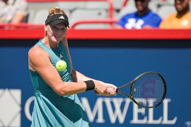 MONTREAL, QC - AUGUST 06: Ashlyn Krueger (USA) returns the ball during a qualifying round match at WTA, Tennis Damen National Bank Open on August 06, 2023 at IGA Stadium in Montreal, QC (Photo by David Kirouac Icon Sportswire) TENNIS: AUG 06 National Bank Open EDITORIAL USE ONLY Icon230806020