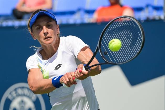 MONTREAL, QC - AUGUST 06: Lesia Tsurenko (UKR) returns the ball during a qualifying round match at WTA, Tennis Damen National Bank Open on August 06, 2023 at IGA Stadium in Montreal, QC (Photo by David Kirouac Icon Sportswire) TENNIS: AUG 06 National Bank Open EDITORIAL USE ONLY Icon230806036