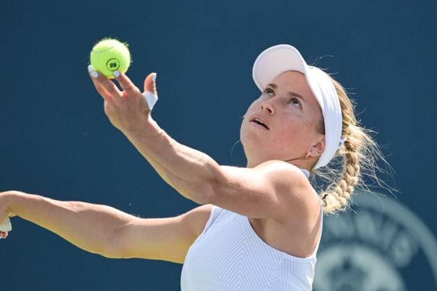 MONTREAL, QC - AUGUST 06: Yulia Putintseva (KAZ) serves the ball during a qualifying round match at WTA, Tennis Damen National Bank Open on August 06, 2023 at IGA Stadium in Montreal, QC (Photo by David Kirouac Icon Sportswire) TENNIS: AUG 06 National Bank Open EDITORIAL USE ONLY Icon230806072
