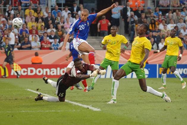 World Cup 2006-Group G, France vs Togo France s striker David Trezeguet, Togo s Kossi Agassa and Dare Nibombe battle for the ball during the 2006 FIFA World Cup, WM, Weltmeisterschaft, Fussball Group G, France vs Togo, in Cologne, Germany, on June 23, 2006. France won 2-0. Photo by Gouhier-Hahn-Orban Cameleon ABACAPRESS.COM Cologne Germany  Copyright: xGouhier-Hahn-Orban ABACAx 100596_33 Gouhier-Hahn-Orban ABACAx 100596_33