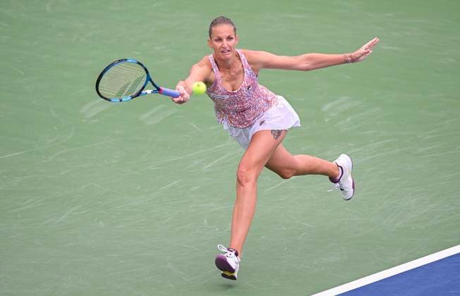 August 7, 2023, Montreal, PQ, Canada: Karolina Pliskova from the Czech Republic lunges for the ball during her first round match against Lin Zhu from China at the National Bank Open tennis tournament in Montreal, Monday, August 7, 2023. Canada News - August 7, 2023  - ZUMAc35_ 20230807_zaf_c35_005 Copyright: xGrahamxHughesx