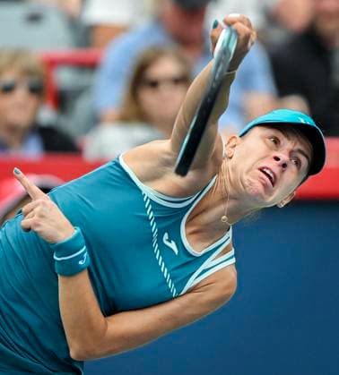 August 7, 2023, Montreal, PQ, Canada: Magda Linette from Poland serves to Victoria Azarenka from Belarus during their first round match at the National Bank Open tennis tournament in Montreal, Monday, August 7, 2023. Canada News - August 7, 2023  - ZUMAc35_ 20230807_zaf_c35_015 Copyright: xGrahamxHughesx
