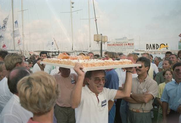 Cannes, France. Organizers of the 13th Tour de France Open French Sailing Championship carry a cake for the crew who won the cruising yacht race, held off the Atlantic and Mediterranean coasts. Vladimir Musaelyan TASS  32034044