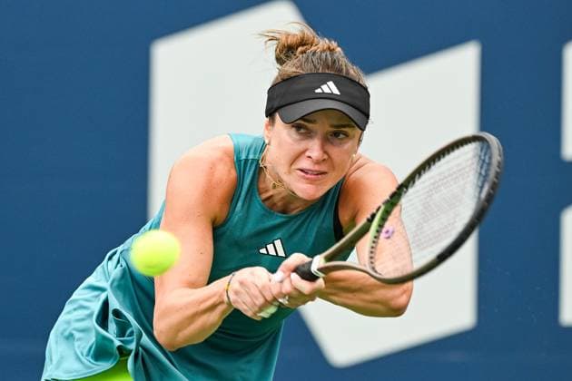 MONTREAL, QC - AUGUST 08: Elina Svitolina (UKR) returns the ball during a first round match at WTA, Tennis Damen National Bank Open on August 08, 2023 at IGA Stadium in Montreal, QC (Photo by David Kirouac Icon Sportswire) TENNIS: AUG 08 National Bank Open EDITORIAL USE ONLY Icon230808003
