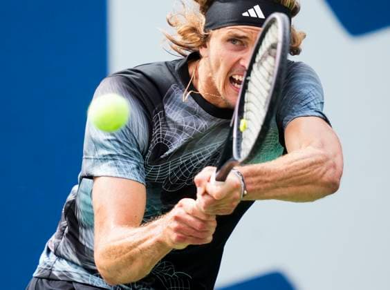 Sport Bilder des Tages August 8, 2023, TORONTO, ON, Canada: Germany s Alexander Zverev returns a shot to Netherlands Tallon Griekspoor during tennis action of the National Bank Open in Toronto, Tuesday, Aug. 8, 2023. Canada News - August 8, 2023  - ZUMAc35_ 20230808_zaf_c35_067 Copyright: xMarkxBlinchx