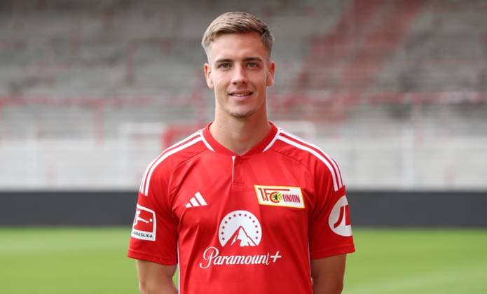 Laurenz Dehl 1 FC Union Berlin FCU 1 BL Bundesliga portrait appointment season 2023 2024 squad, portrait, presentation, presentation, press appointment, GER 09 08 23
