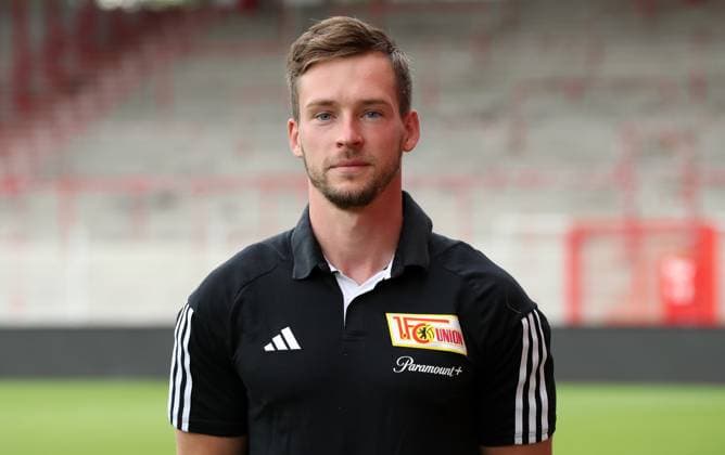 Johannes Thienel Rehatrainer 1 FC Union Berlin FCU 1 BL Bundesliga Porträttermin Saison 2023 2024 squad, portrait, introduction, presentation, press appointment, GER 09 08 23